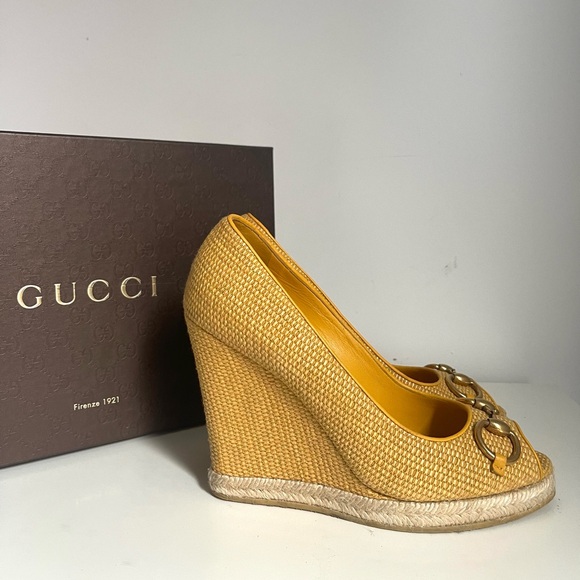 AUTHENTIC GUCCI YELLOW WEDGES - Picture 8 of 15
